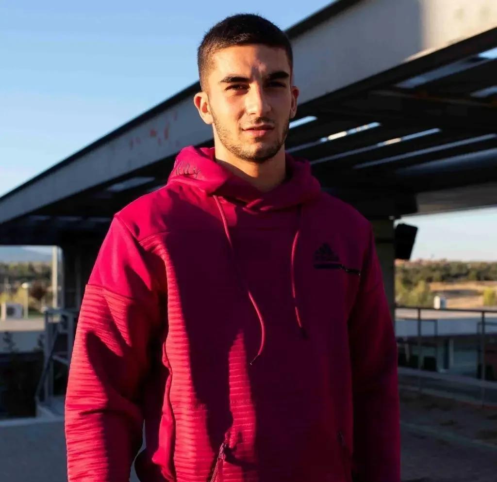 意大利绝杀巴西，费兰·托雷斯惊艳世界