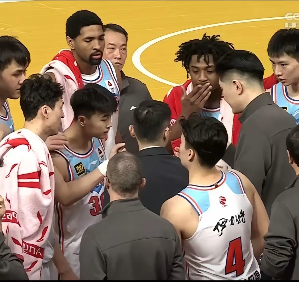 山西队在比赛中遭遇失败，战败对手的简单介绍