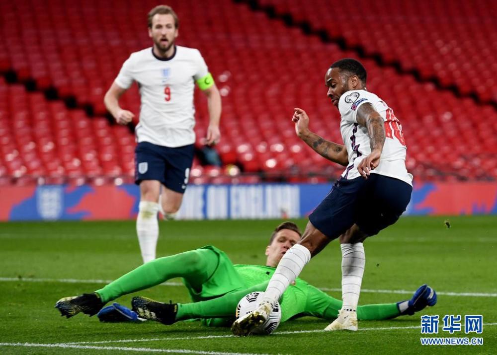 包含波兰遭遇尴尬！负于英格兰被淘汰出局！的词条