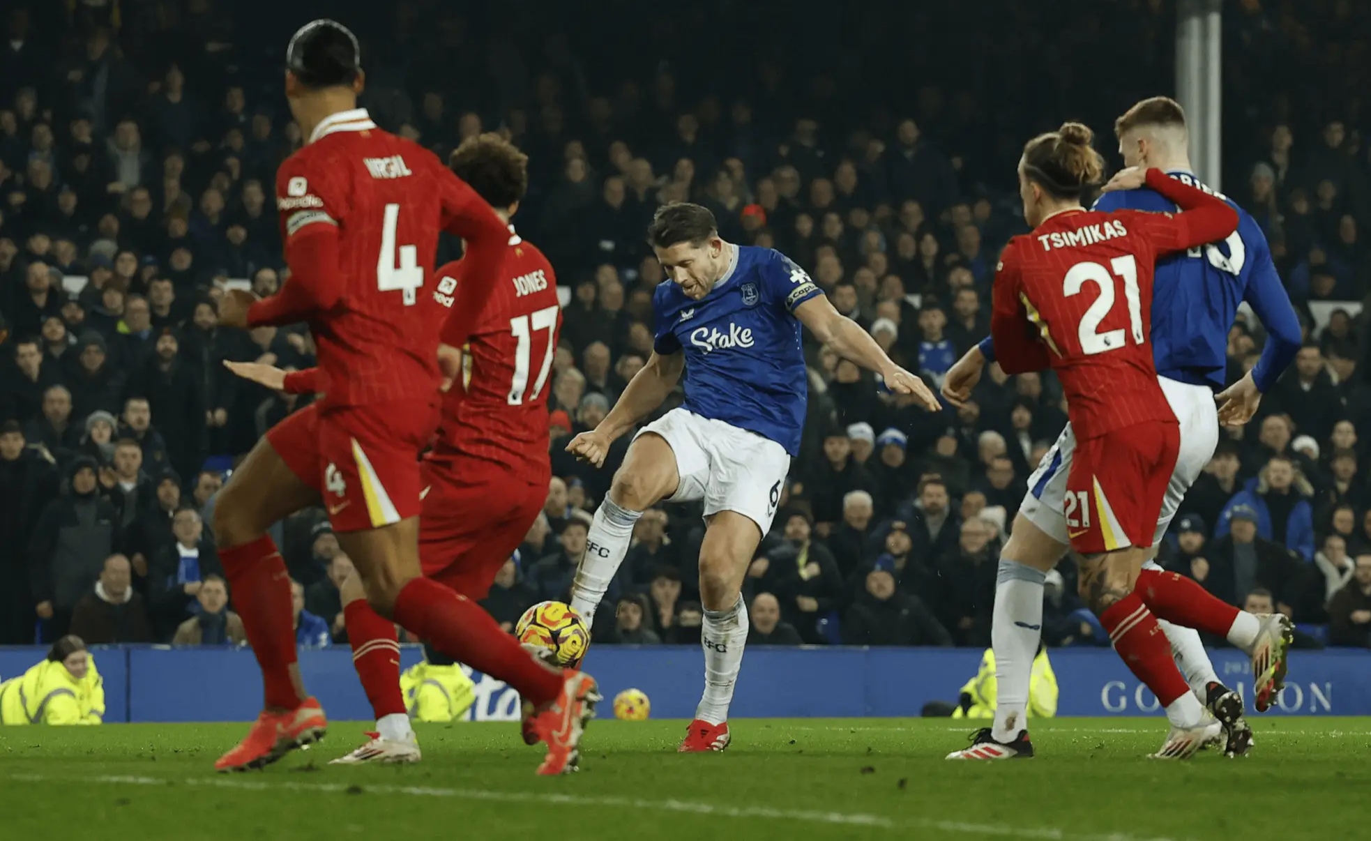 杜塞尔多夫主场2-1逆转取胜的简单介绍