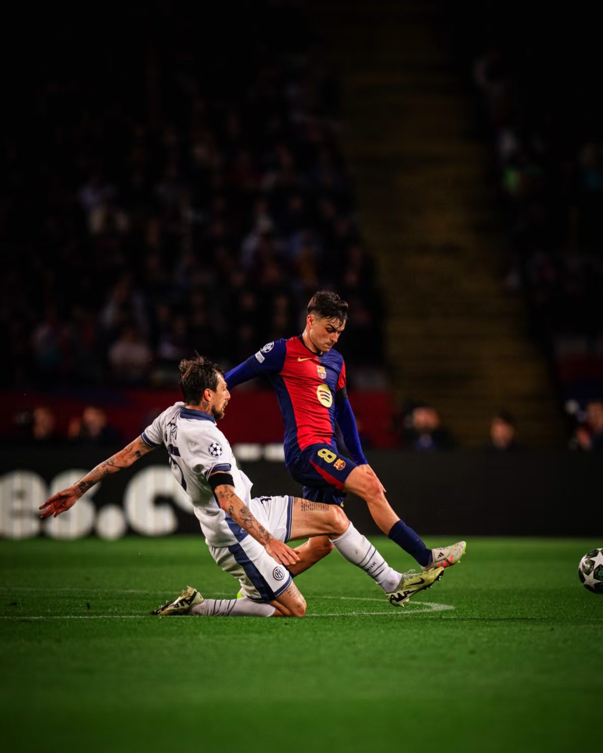 关于马竞抢分巴萨，桑乔世界波绝杀的信息