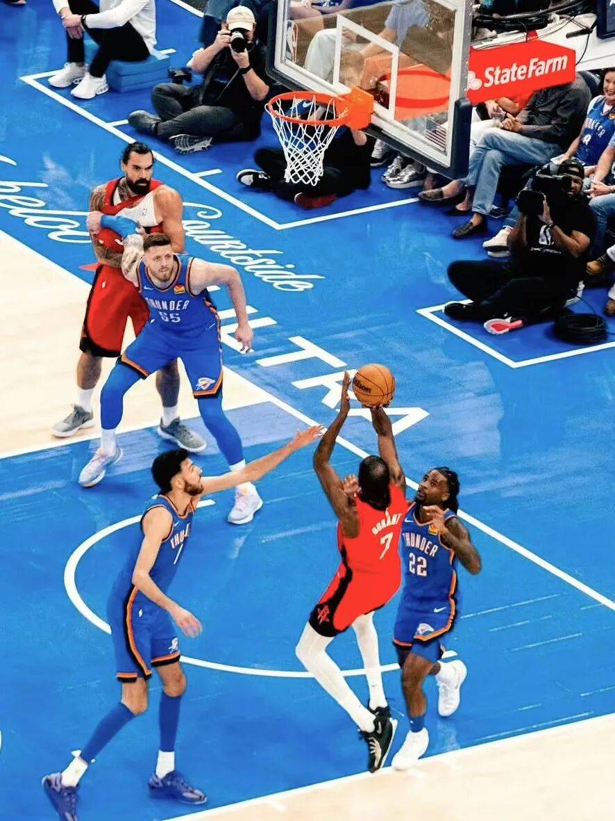 大球星闪耀赛场，再掀热门话题的简单介绍