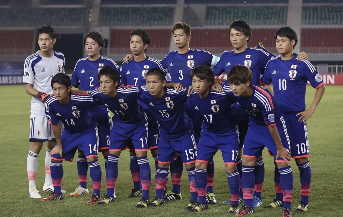 包含日本球队闯入亚洲顶级赛事决赛的词条