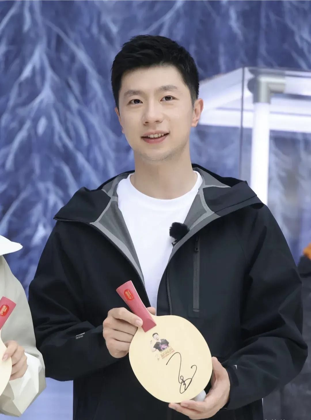 包含英格兰队逆转中国队，马龙点燃赛场的词条