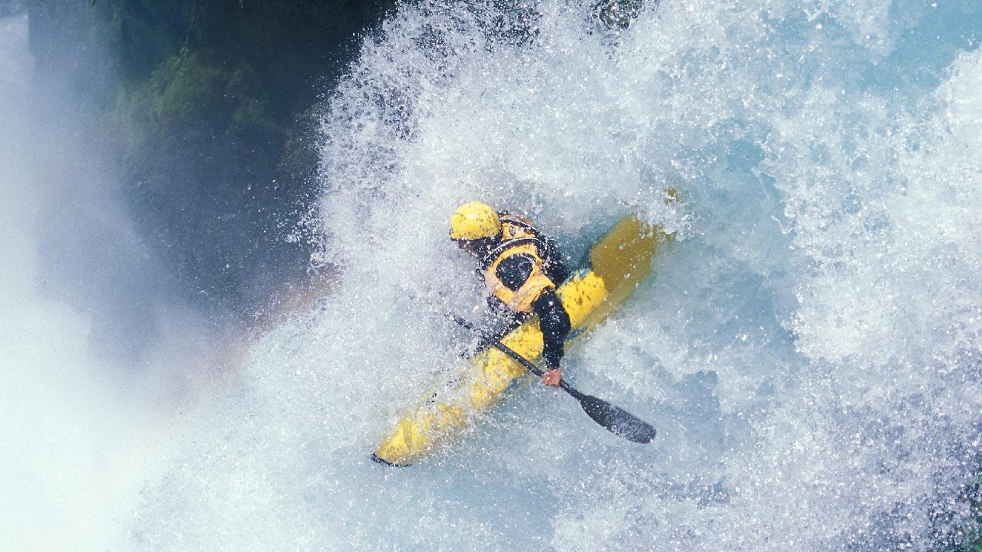 欧冠半决赛之夜,马克西连续得分拉开差距,铸就传奇时刻