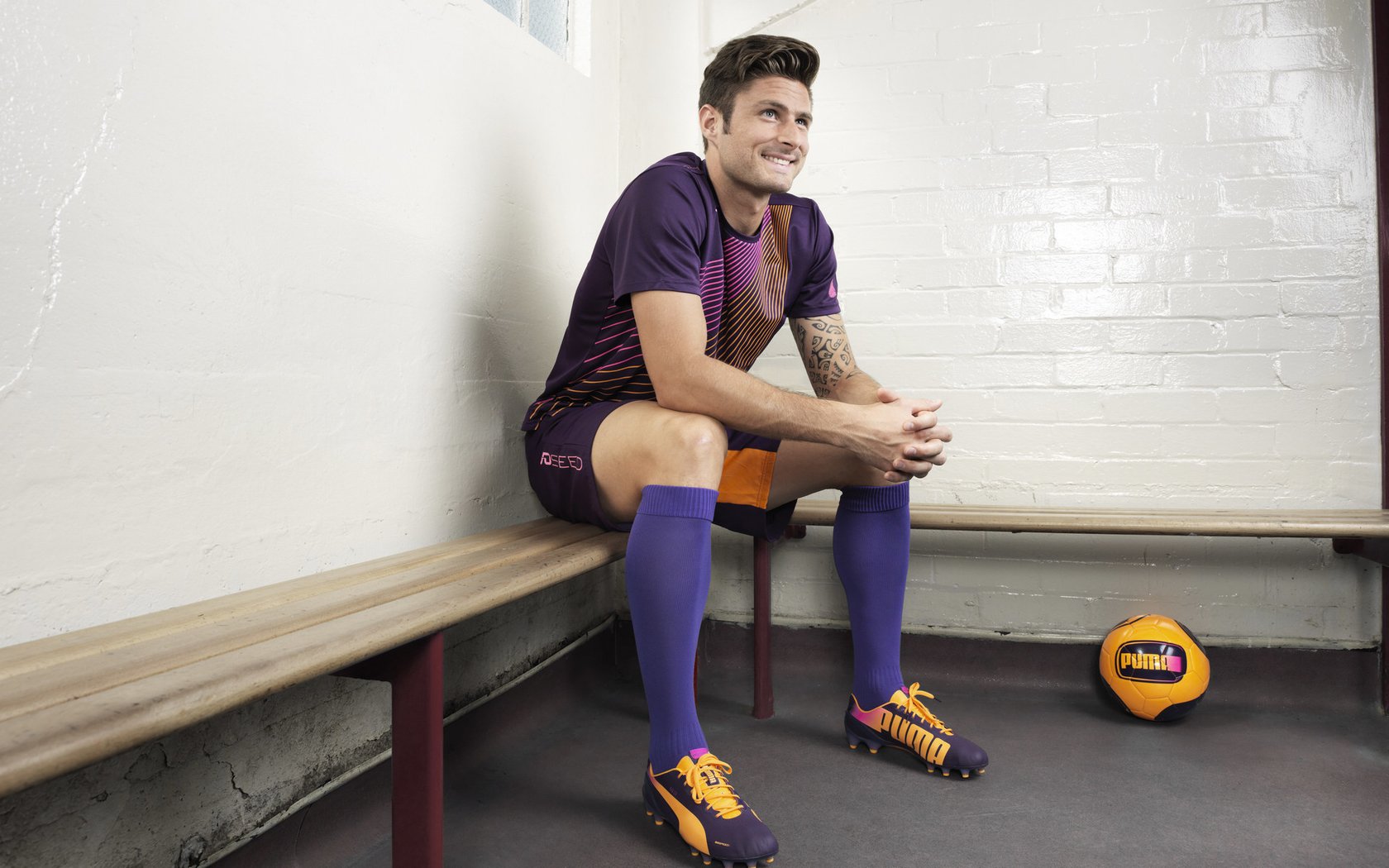 马琳惊艳四座，法国队横扫马来西亚队—一场技术与艺术的完美融合